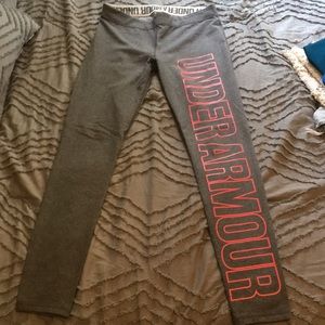 Under armour leggings.